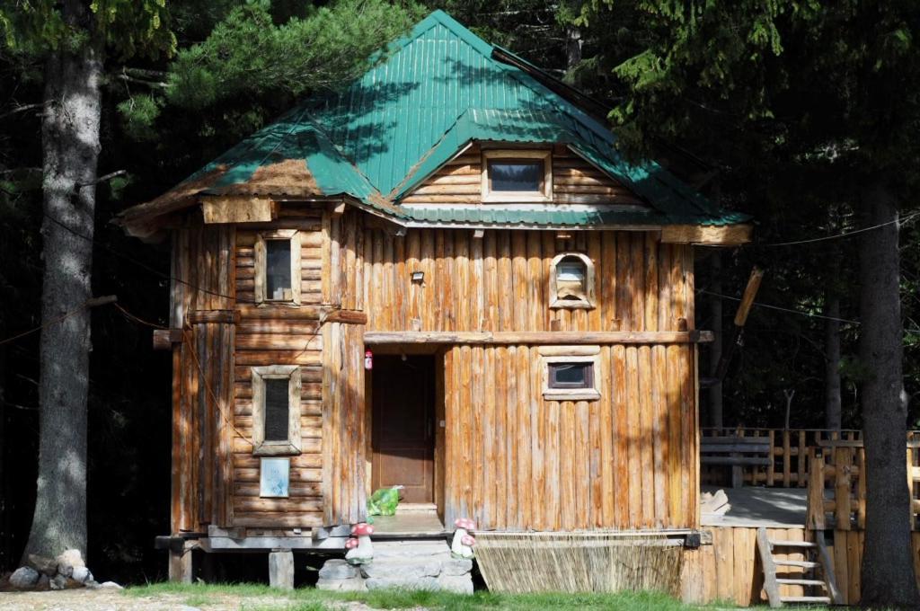 Pinetrees Lodge Plav Eksteriør billede