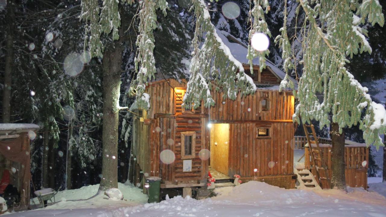Pinetrees Lodge Plav Eksteriør billede