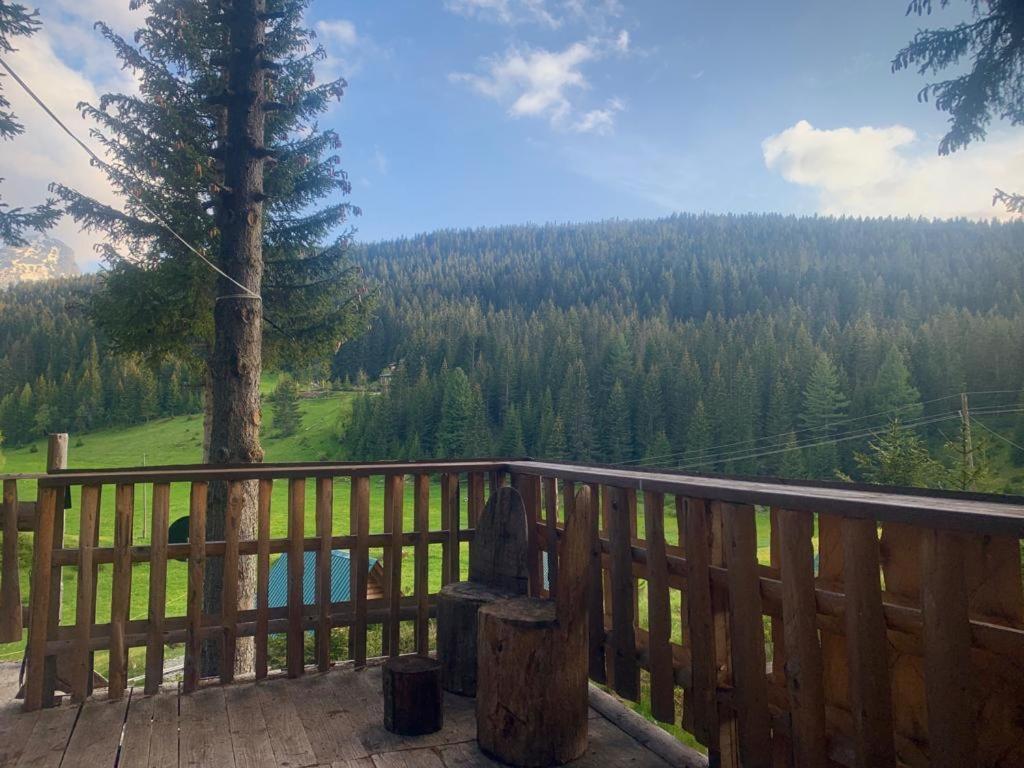 Pinetrees Lodge Plav Eksteriør billede