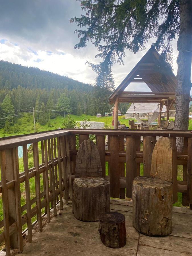 Pinetrees Lodge Plav Eksteriør billede